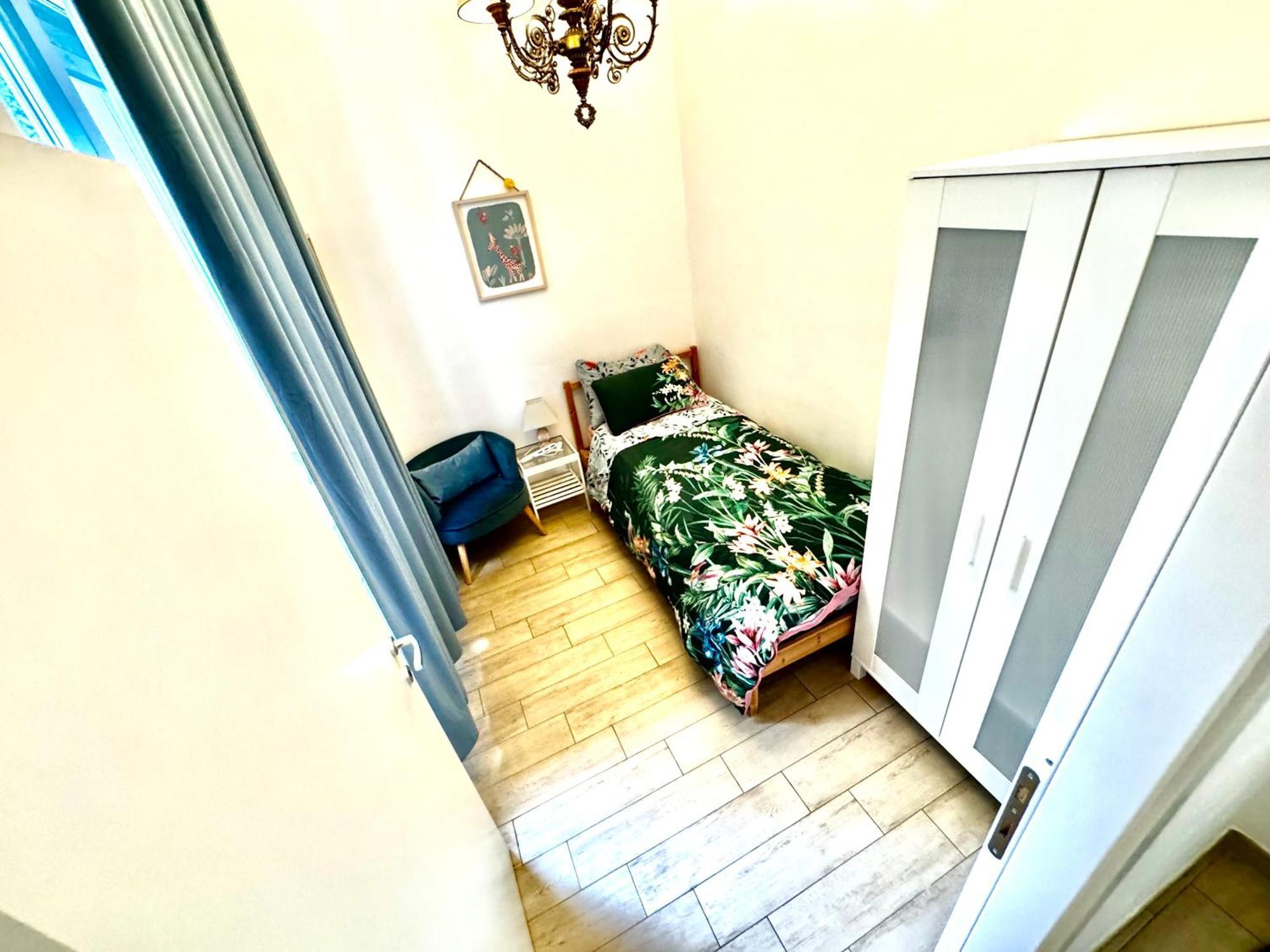 Apartamento La Casa Di Sarah Aspetta Voi Nápoles Exterior foto