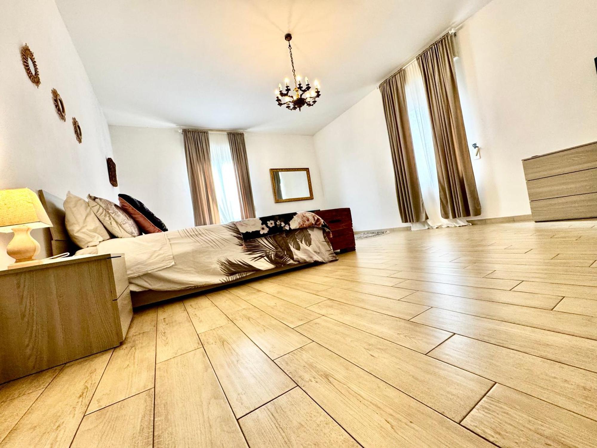 Apartamento La Casa Di Sarah Aspetta Voi Nápoles Exterior foto